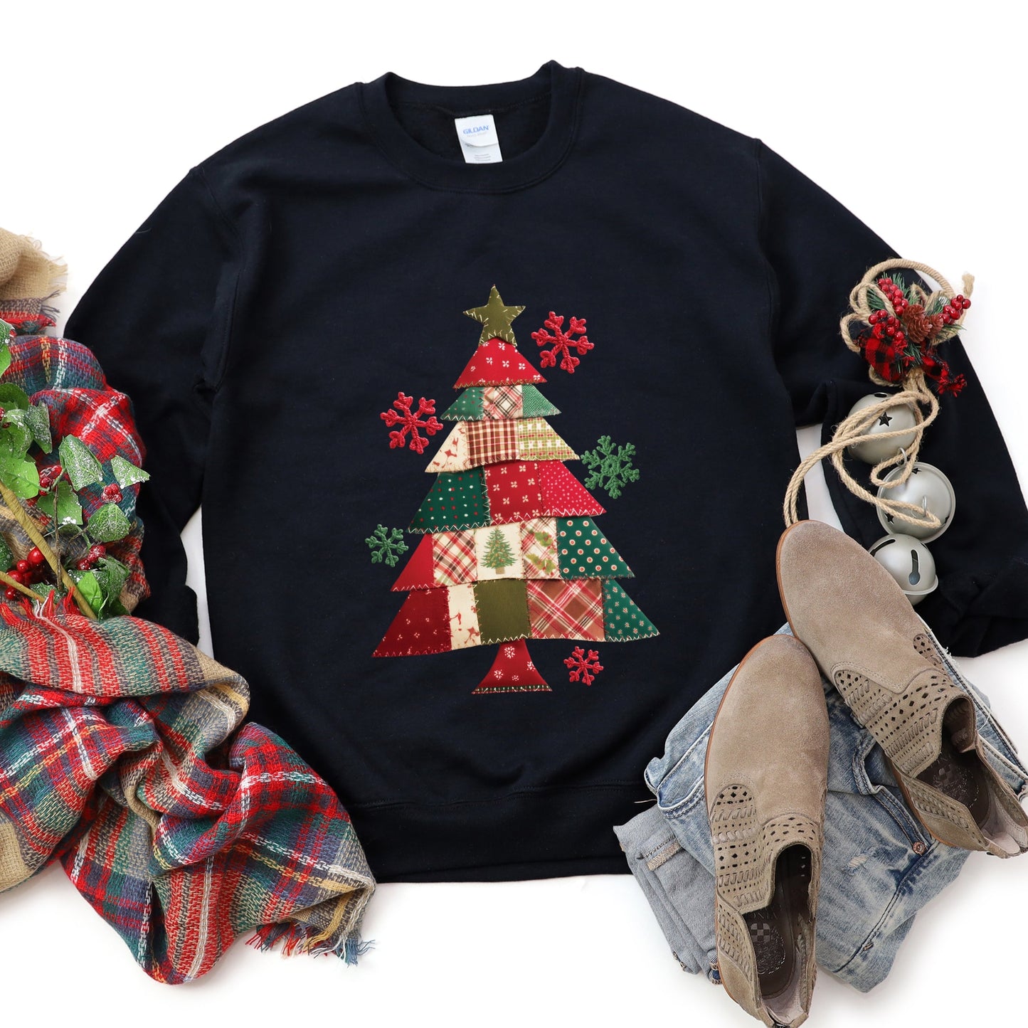 Christmas Tree Patchwork Print - Women's Graphic Sweatshirt