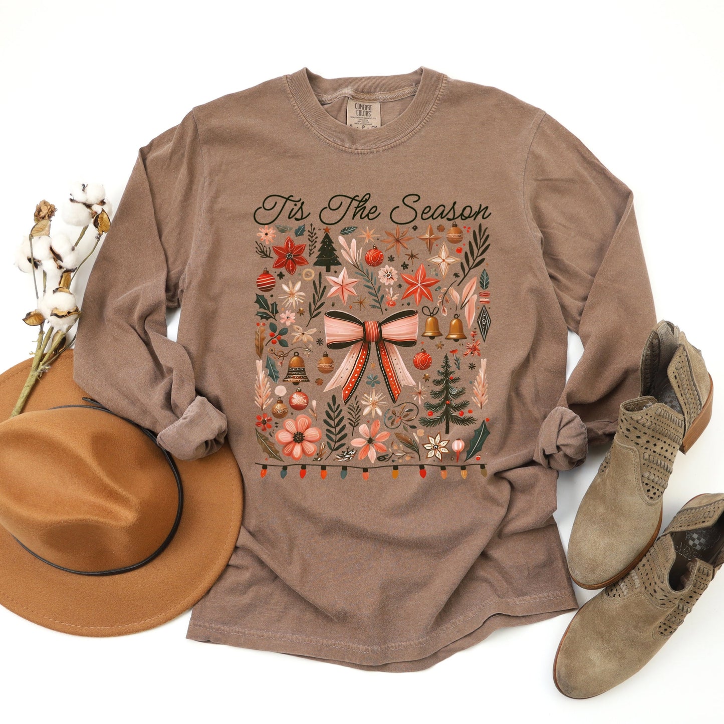 Tis The Season Coquette - Women's Garment Dyed Long Sleeve Graphic T-Shirt