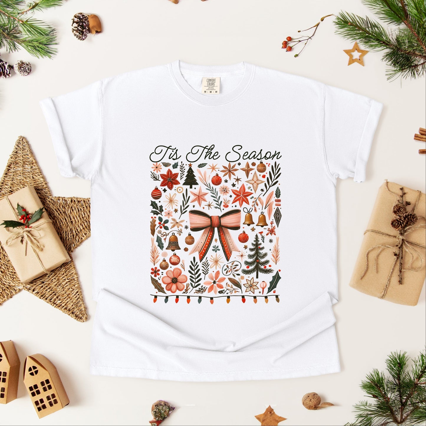 Tis The Season Coquette - Women's Garment Dyed Graphic T-Shirt