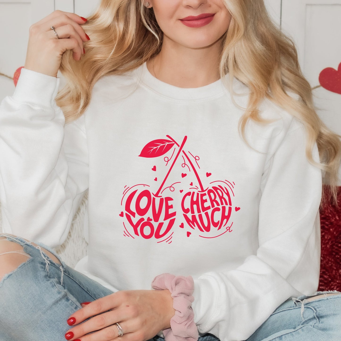 24237RED_F-SWT White