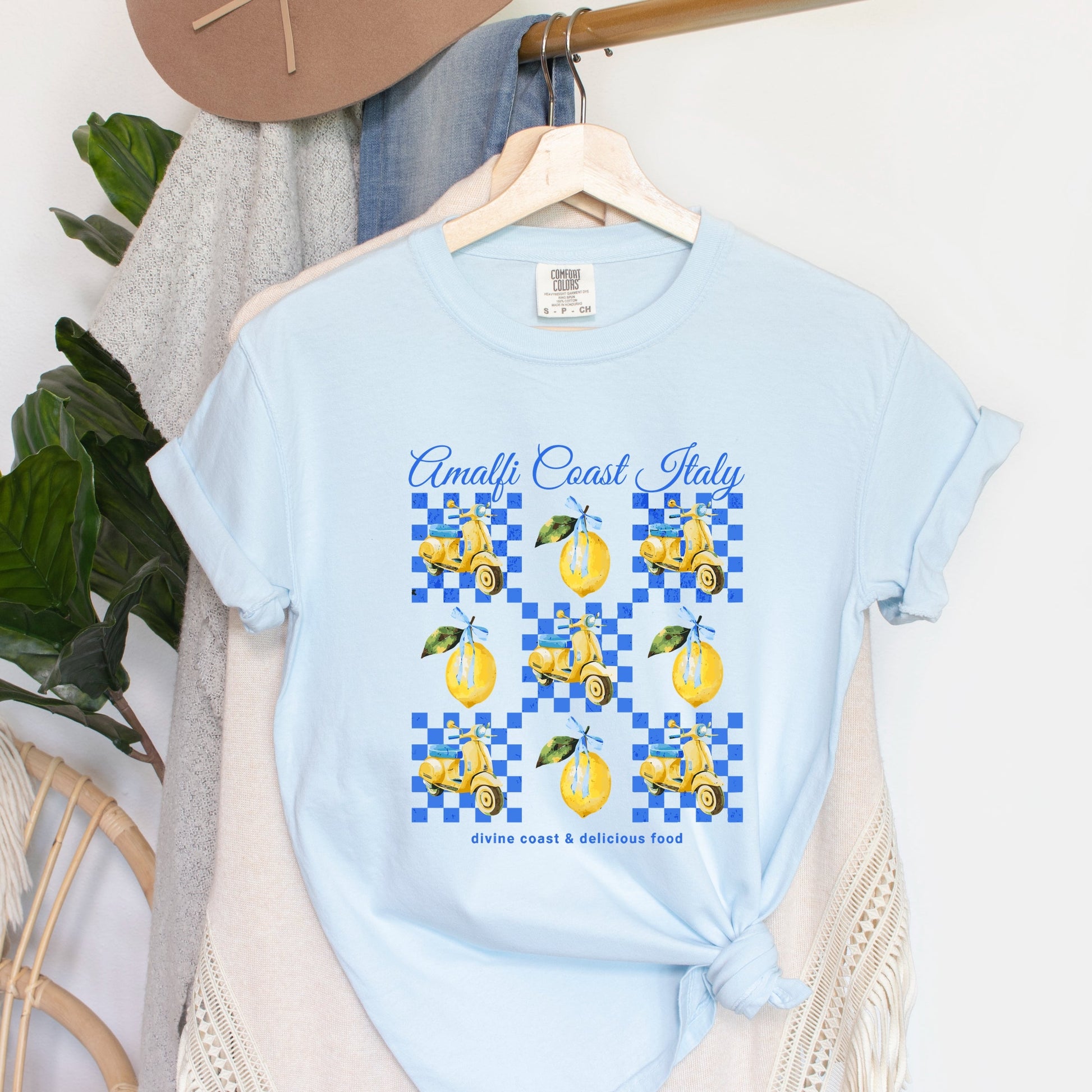 Amalfi Coast Italy Lemons - Women's Garment Dyed Graphic T-Shirt