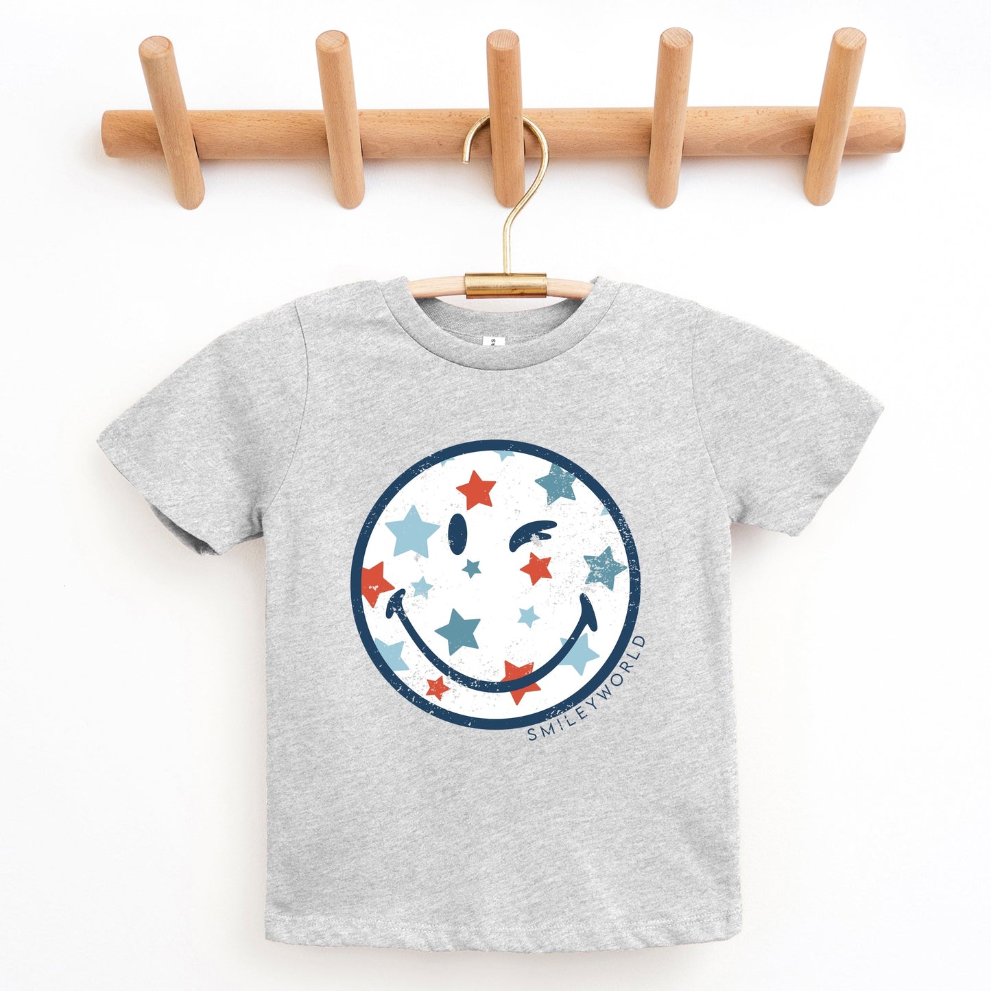 SmileyWorld Patriotic Star Wink - Youth Short Sleeve Graphic T-Shirt