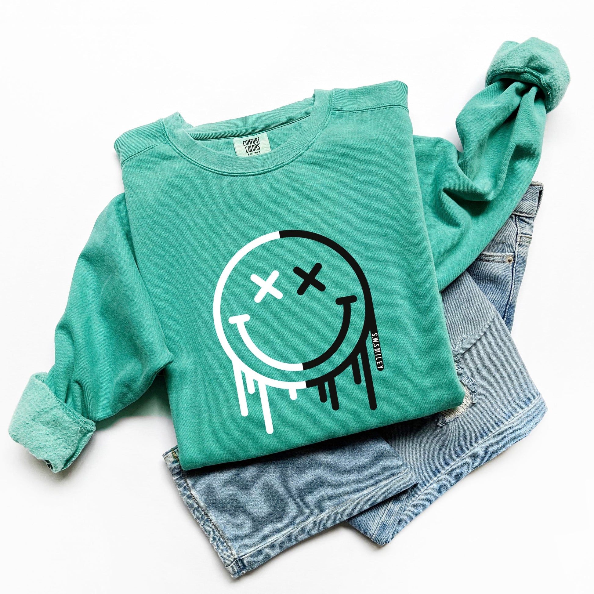 S.W.Smiley Black And White Drip - Women's Garment Dyed Graphic Sweatshirt