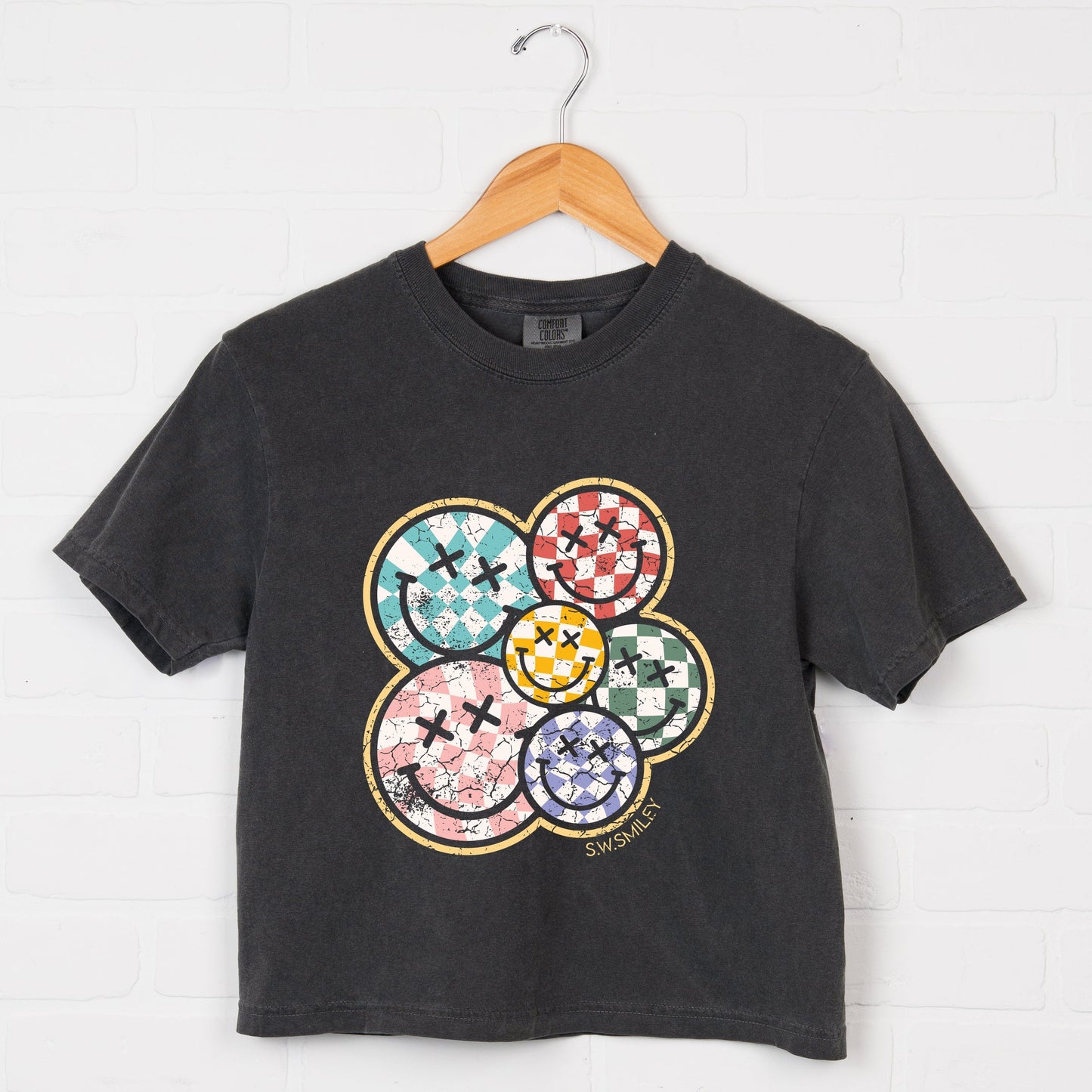 S.W.Smiley Rainbow Checkered - Womens Boxy Crop Top