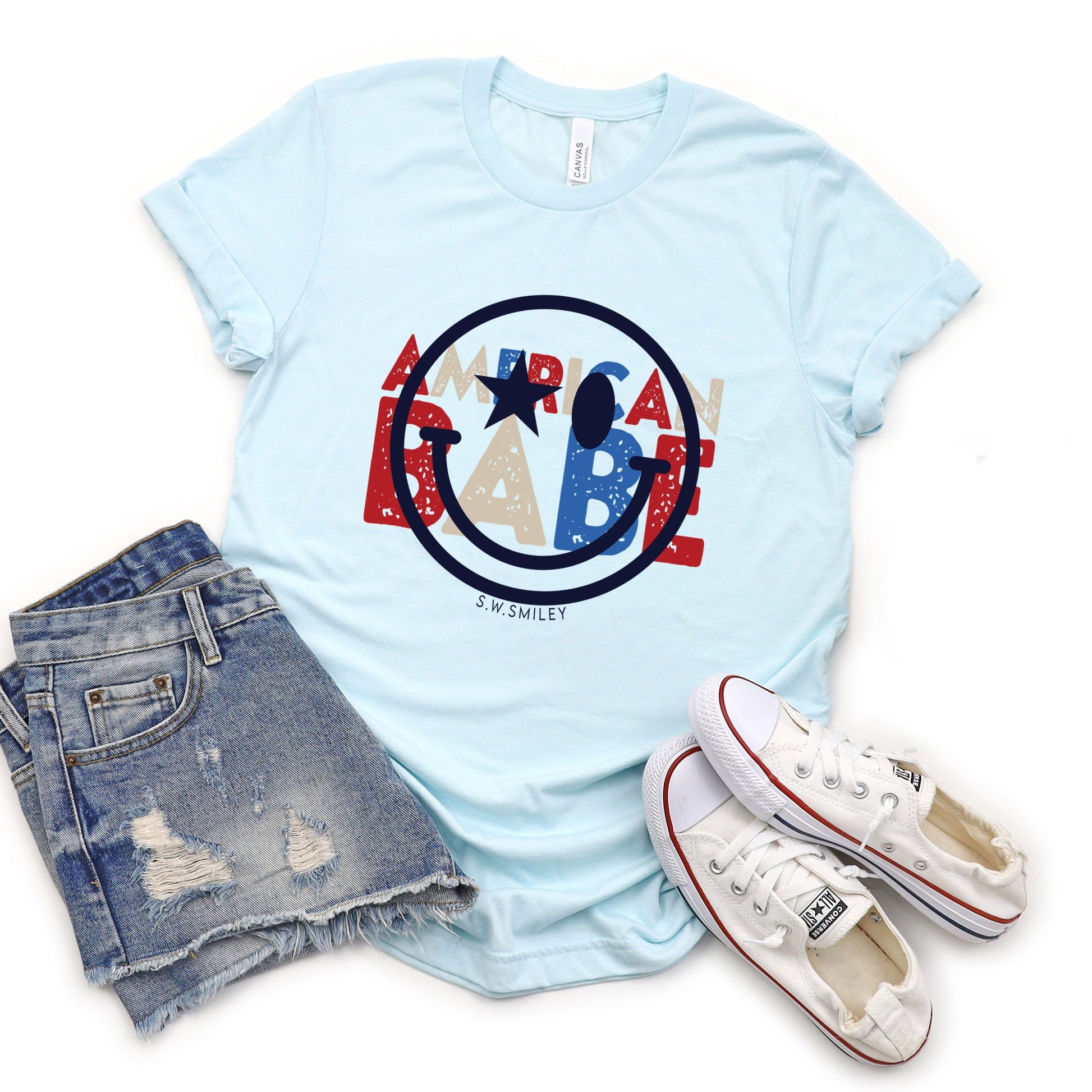 S.W.Smiley American Babe - Women's Short Sleeve Graphic T-Shirt