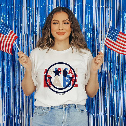 S.W.Smiley American Babe - Women's Short Sleeve Graphic T-Shirt