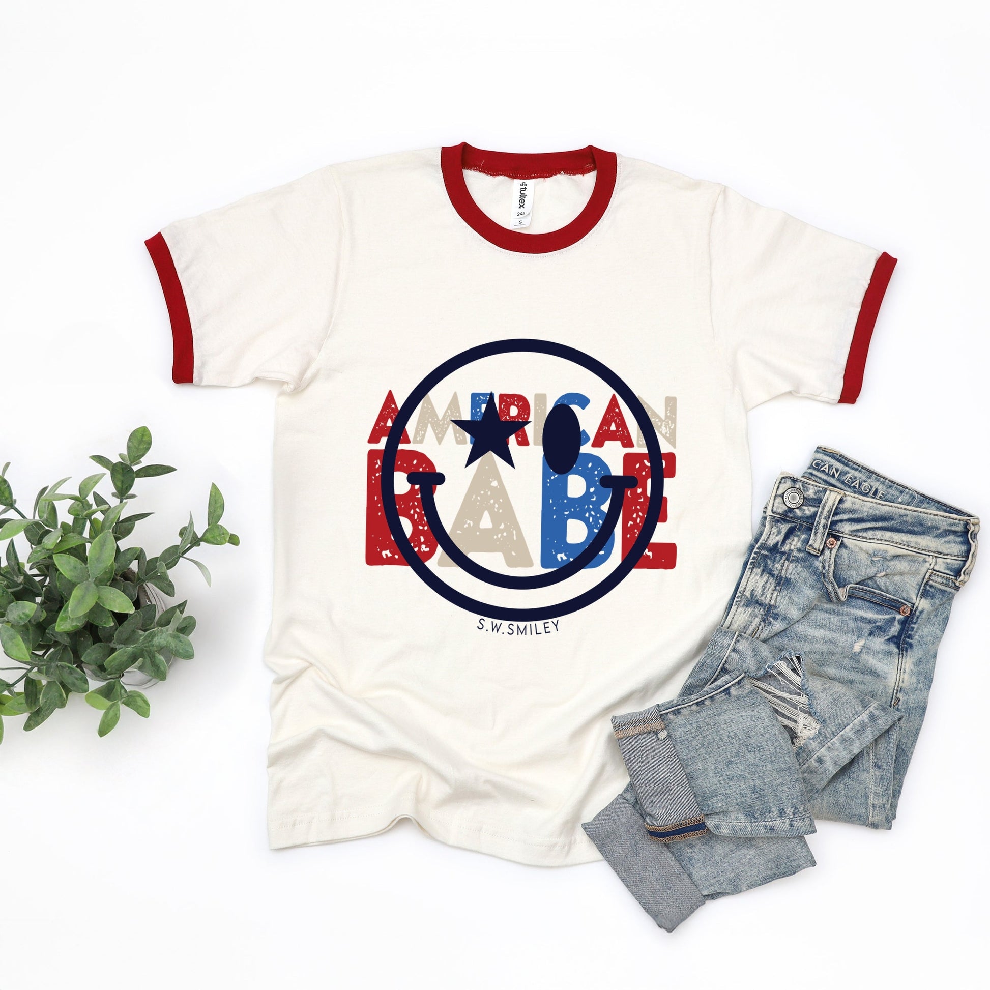 S.W.Smiley American Babe - Women's Ringer Graphic T-Shirt