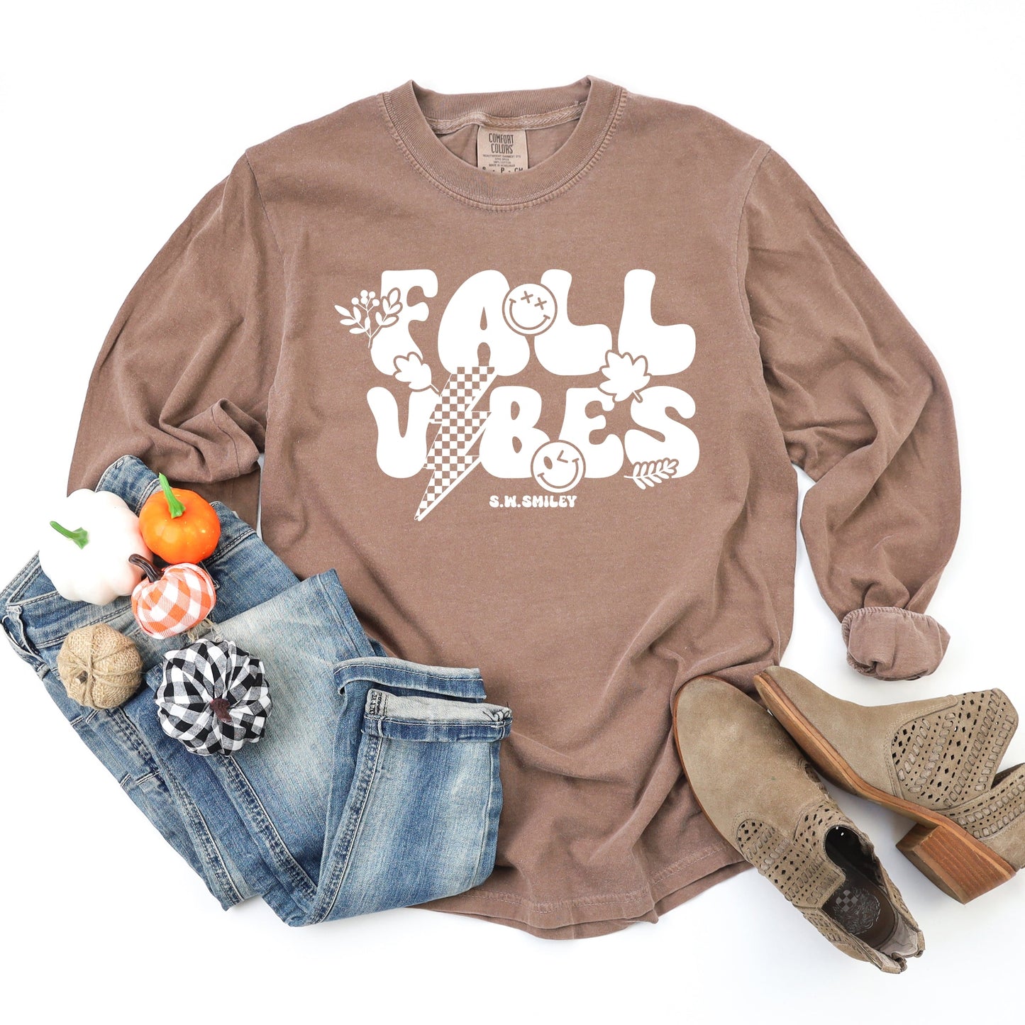 S.W.Smiley Fall Vibes Lightning - Women's Garment Dyed Long Sleeve Graphic T-Shirt