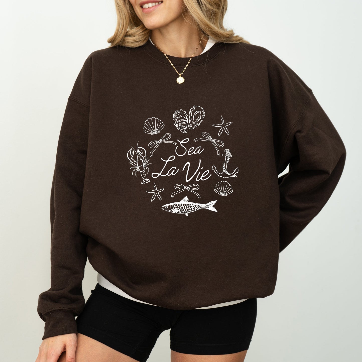 Sea La Vie Collage - Women's Graphic Sweatshirt