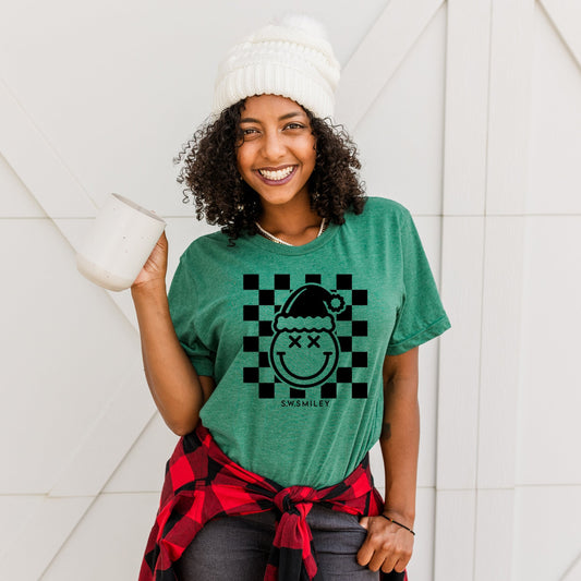 S.W.Smiley Checkered Christmas Wink - Women's Short Sleeve Graphic T-Shirt