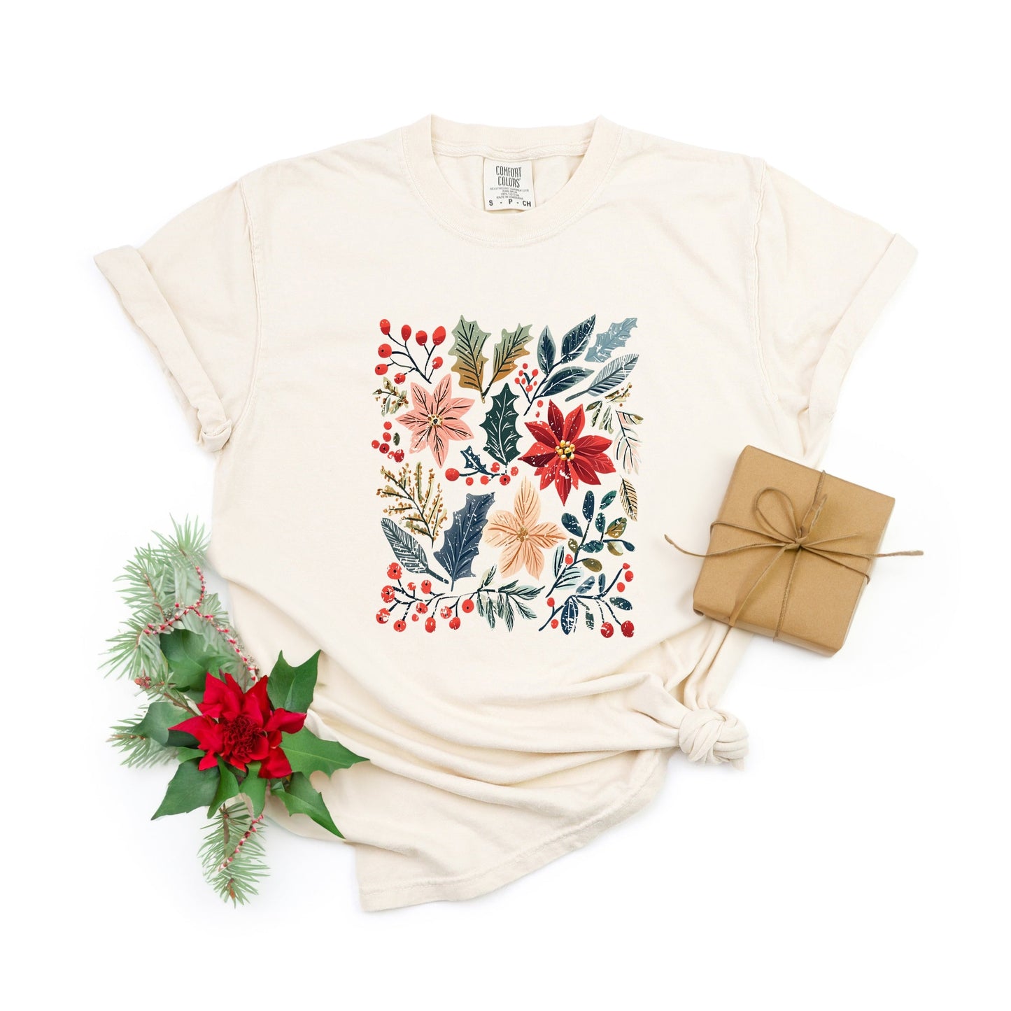 Christmas Flowers and Berries Distressed - Women's Garment Dyed Graphic T-Shirt