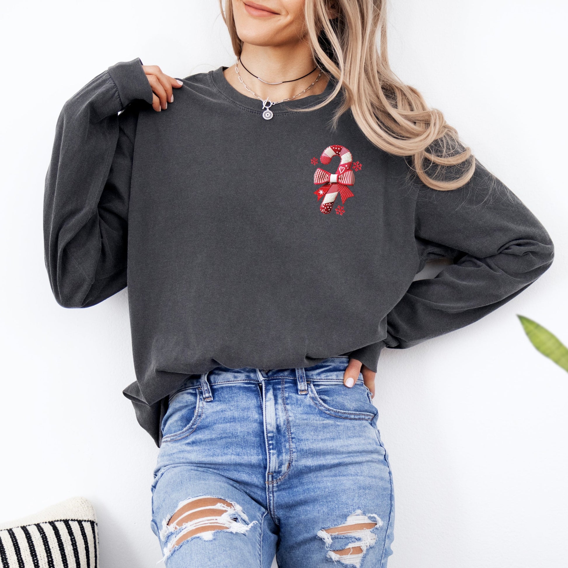 Candy Cane Bow Patchwork Print - Women's Garment Dyed Long Sleeve Graphic T-Shirt