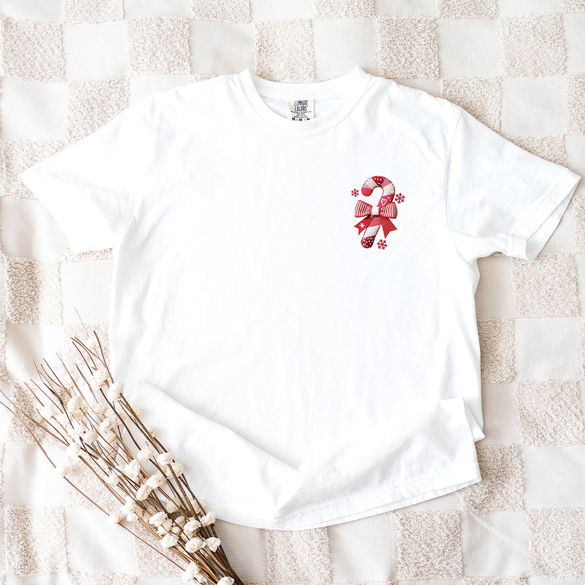 Candy Cane Bow Patchwork Print - Women's Garment Dyed Graphic T-Shirt