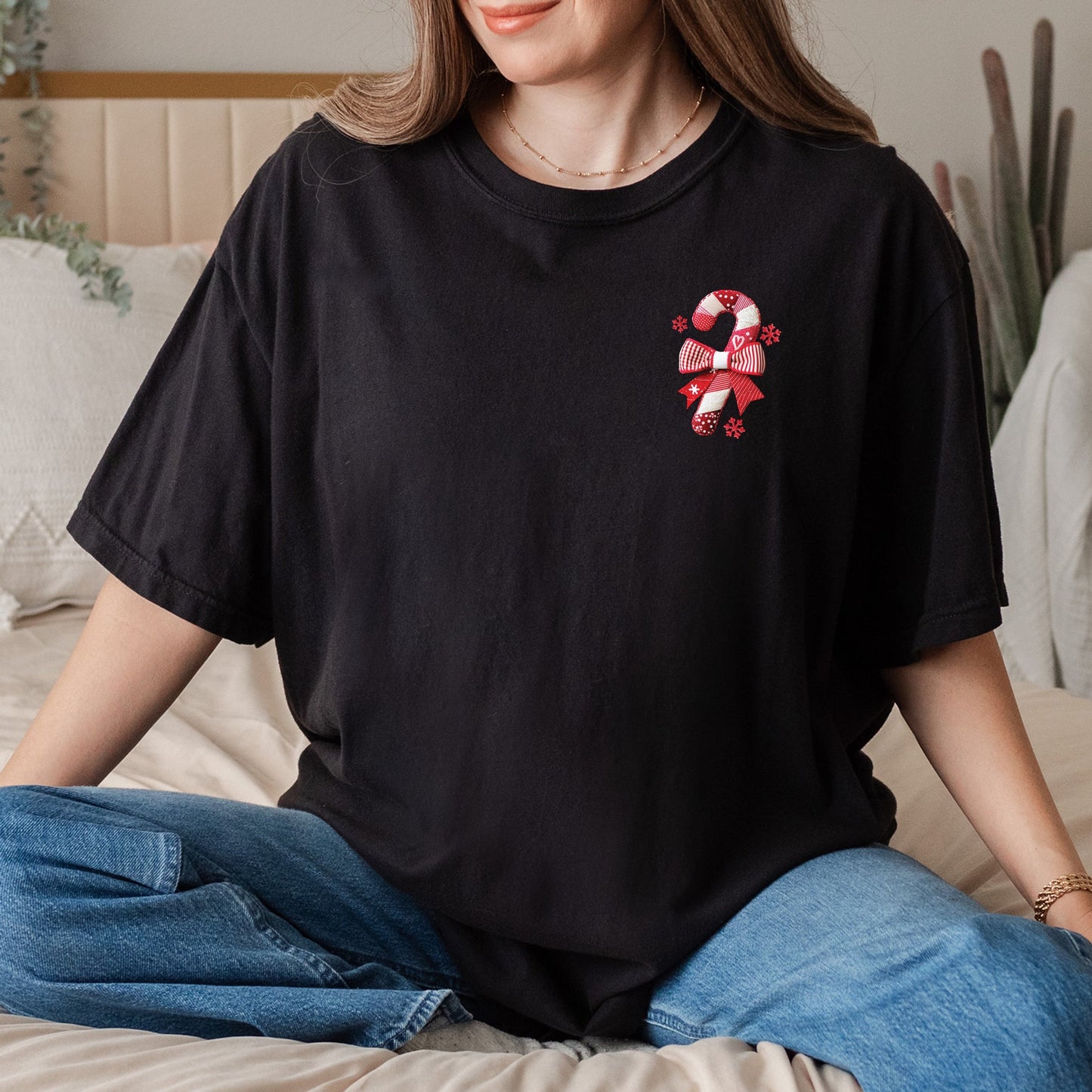 Candy Cane Bow Patchwork Print - Women's Garment Dyed Graphic T-Shirt