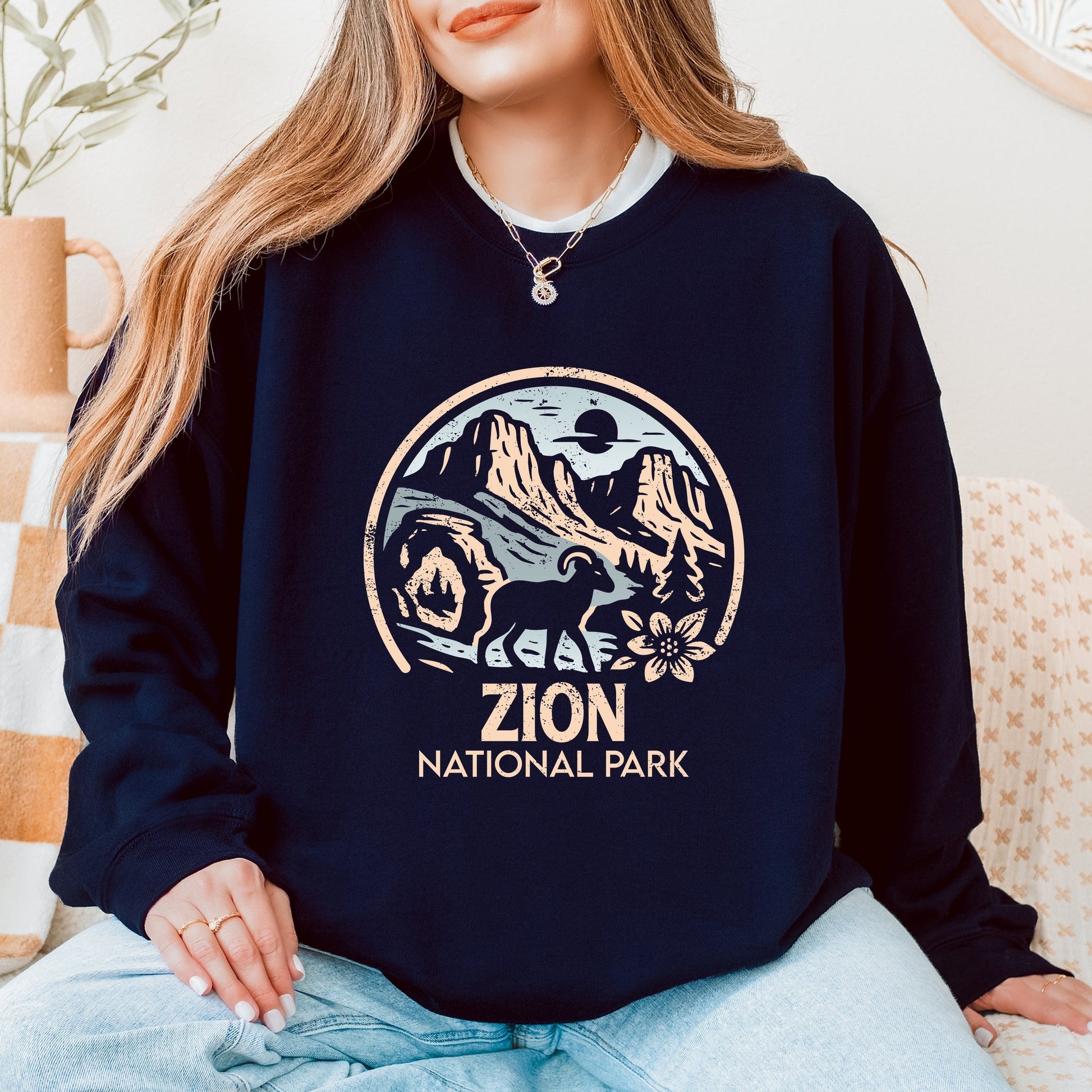 Zion National Park Two-Toned Circle - Women's Graphic Sweatshirt