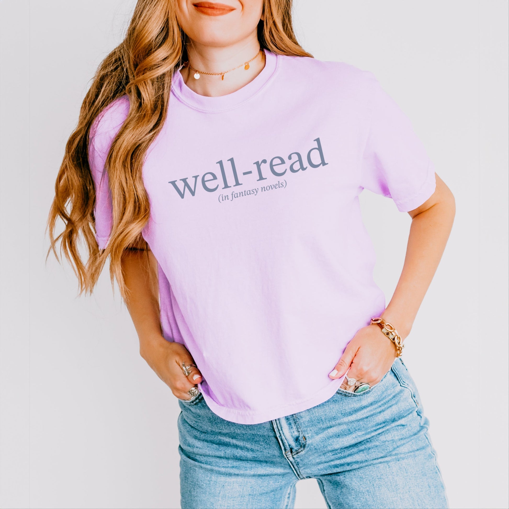 Well-Read In Fantasy Novels - Women's Boxy Crop Top Graphic T-Shirt