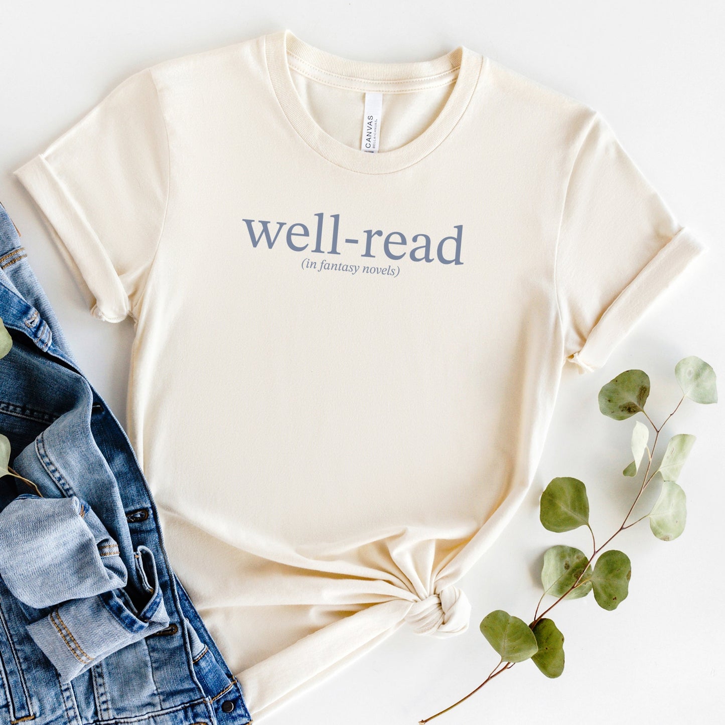 Well-Read In Fantasy Novels - Women's Short Sleeve Graphic T-Shirt