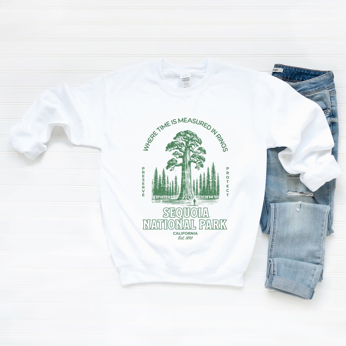 Sequoia National Park EST. 1890 -  Womens Graphic Sweatshirt