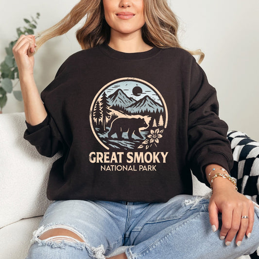 Great Smoky National Park Two-Toned Circle - Women's Graphic Sweatshirt