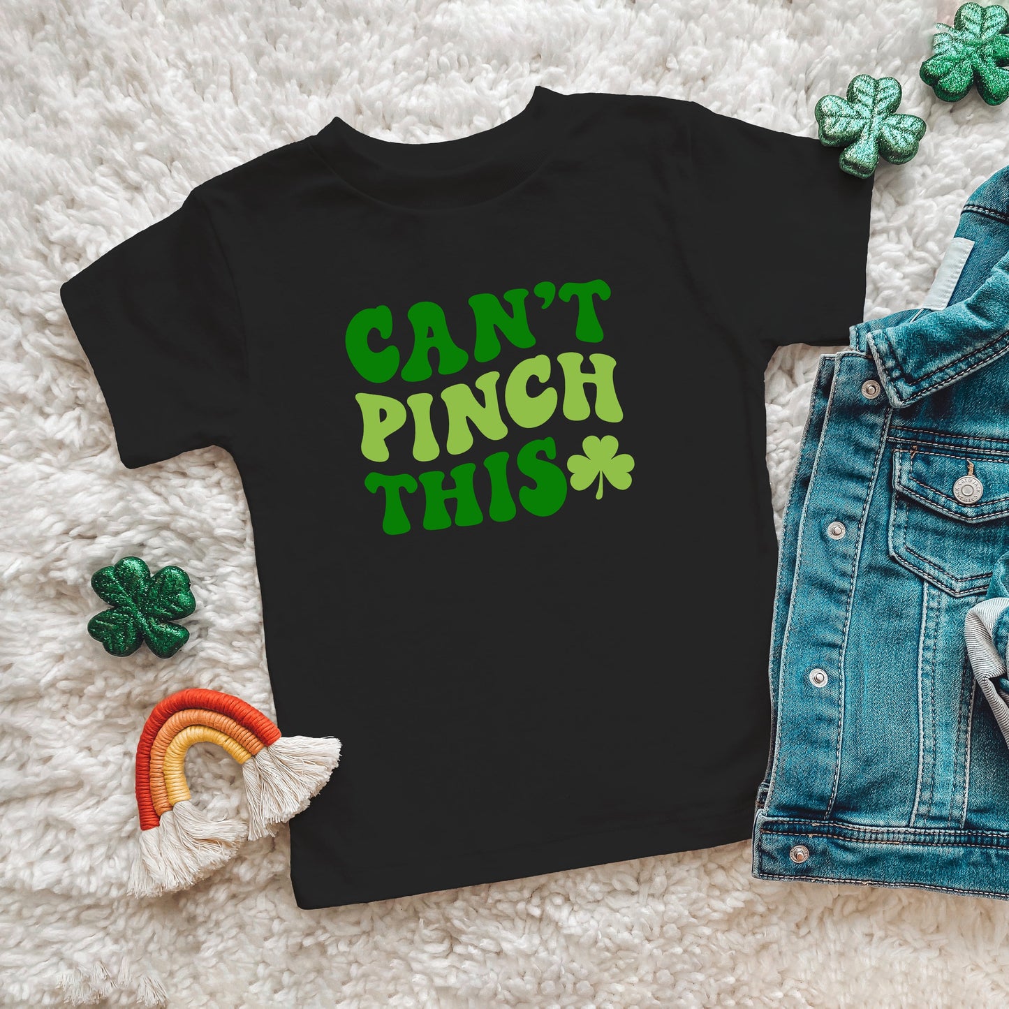 Can't Pinch This Shamrock | Youth Short Sleeve Crew Neck