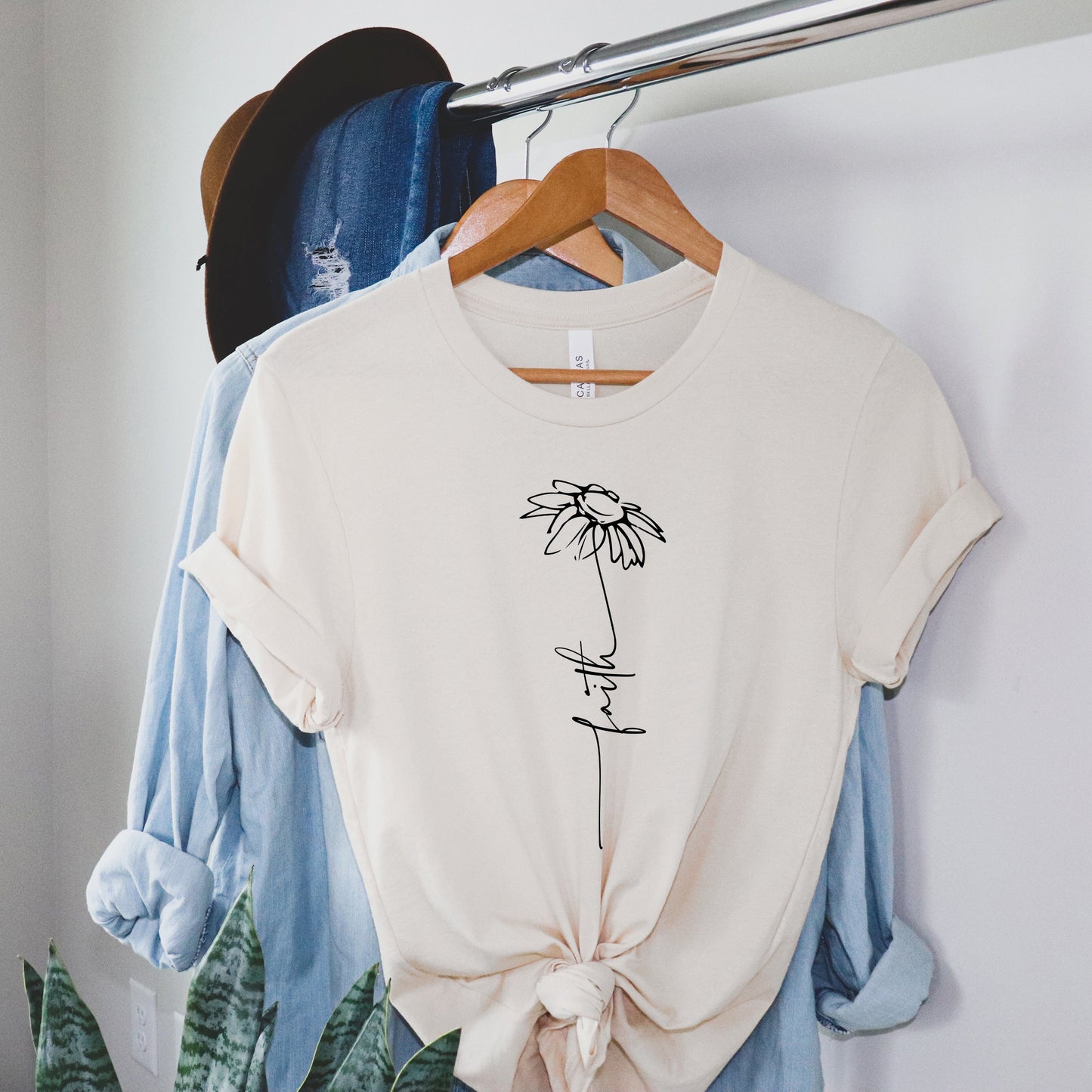 Faith Flower | Short Sleeve Crew Neck