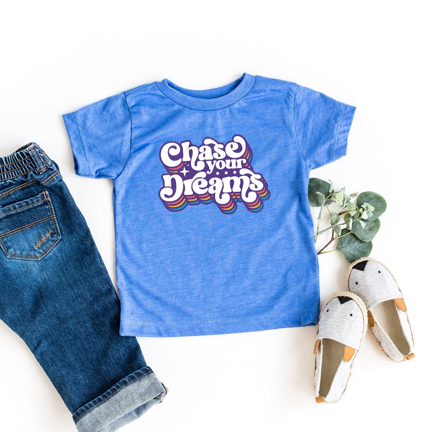 Chase Your Dreams Retro | Youth Graphic Short Sleeve Tee