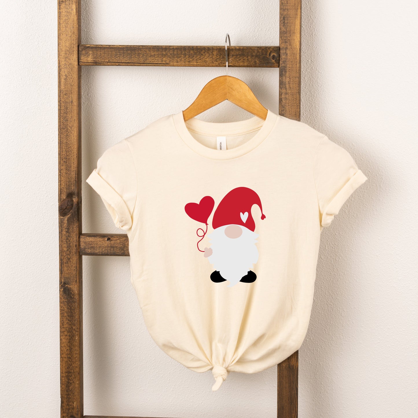 Balloon Heart Gnome | Youth Short Sleeve Crew Neck