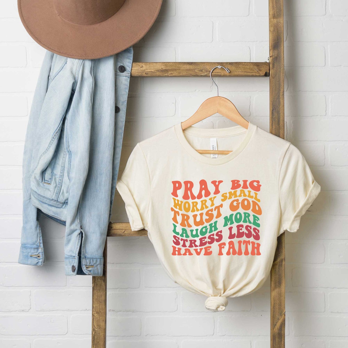 Have Faith Wavy Colorful | Short Sleeve Crew Neck