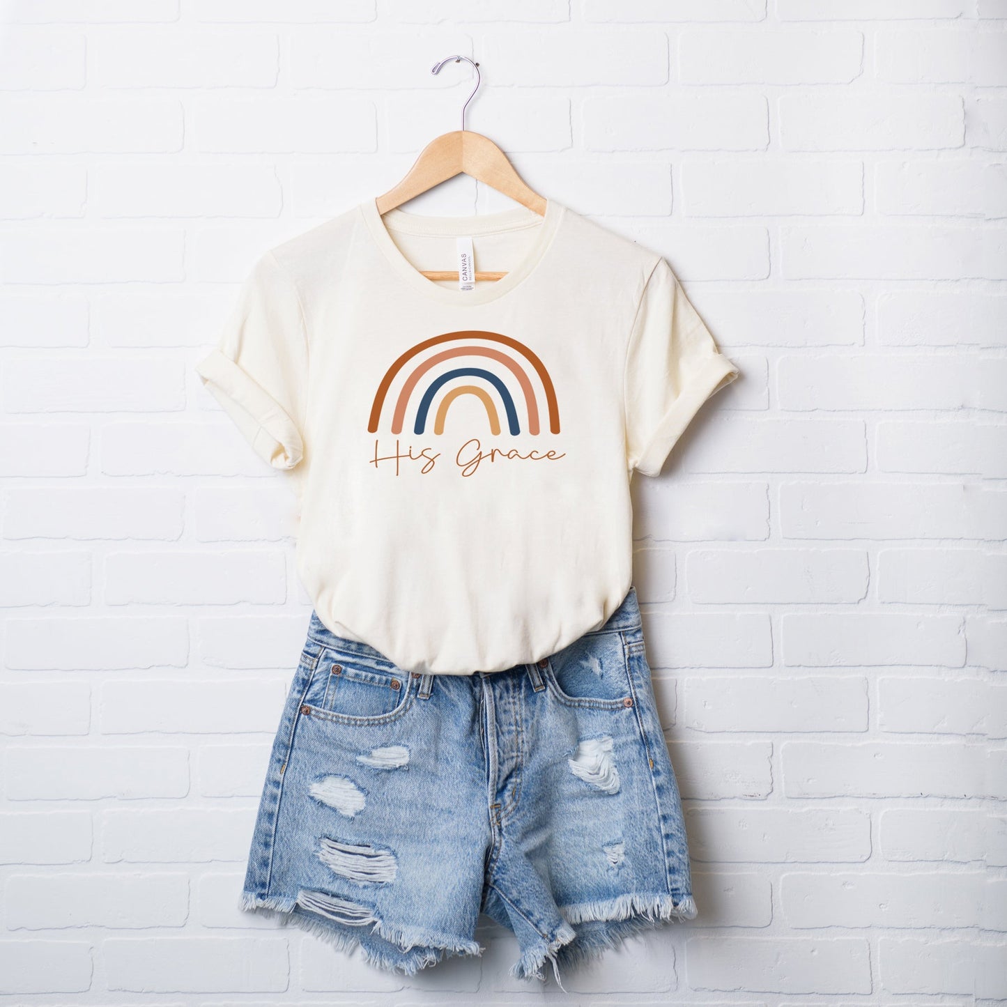 His Grace Rainbow | Short Sleeve Crew Neck