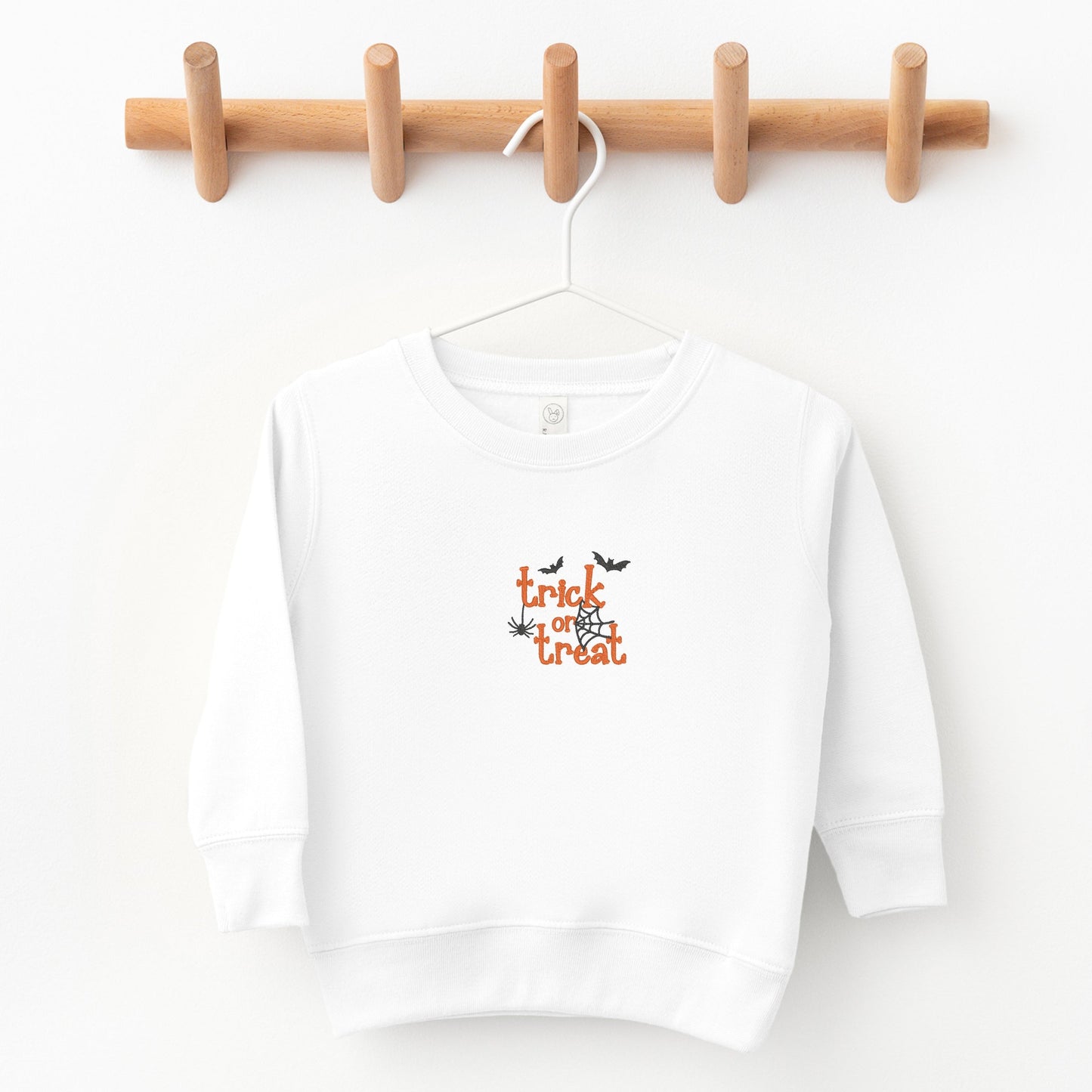 EMB2716M_CM-TSWT White