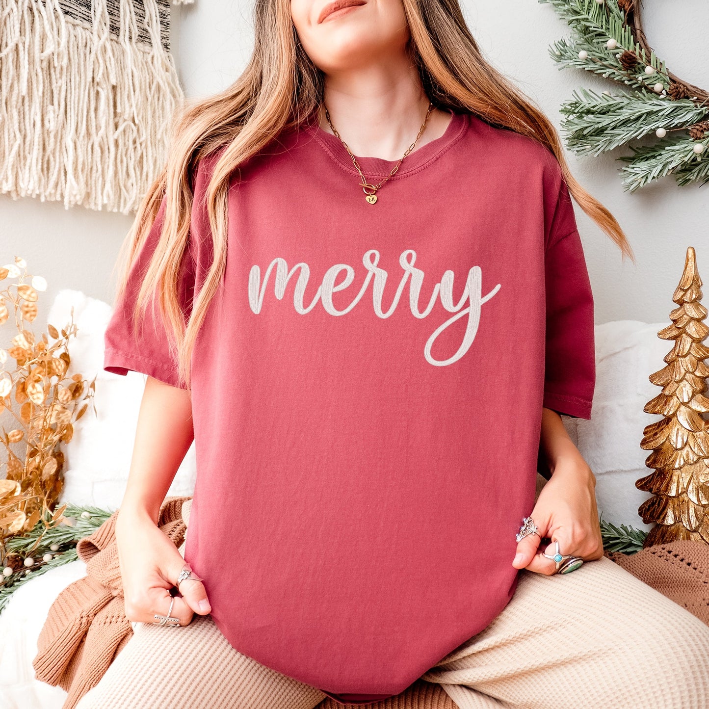 EMB841W_F-GDT Crimson