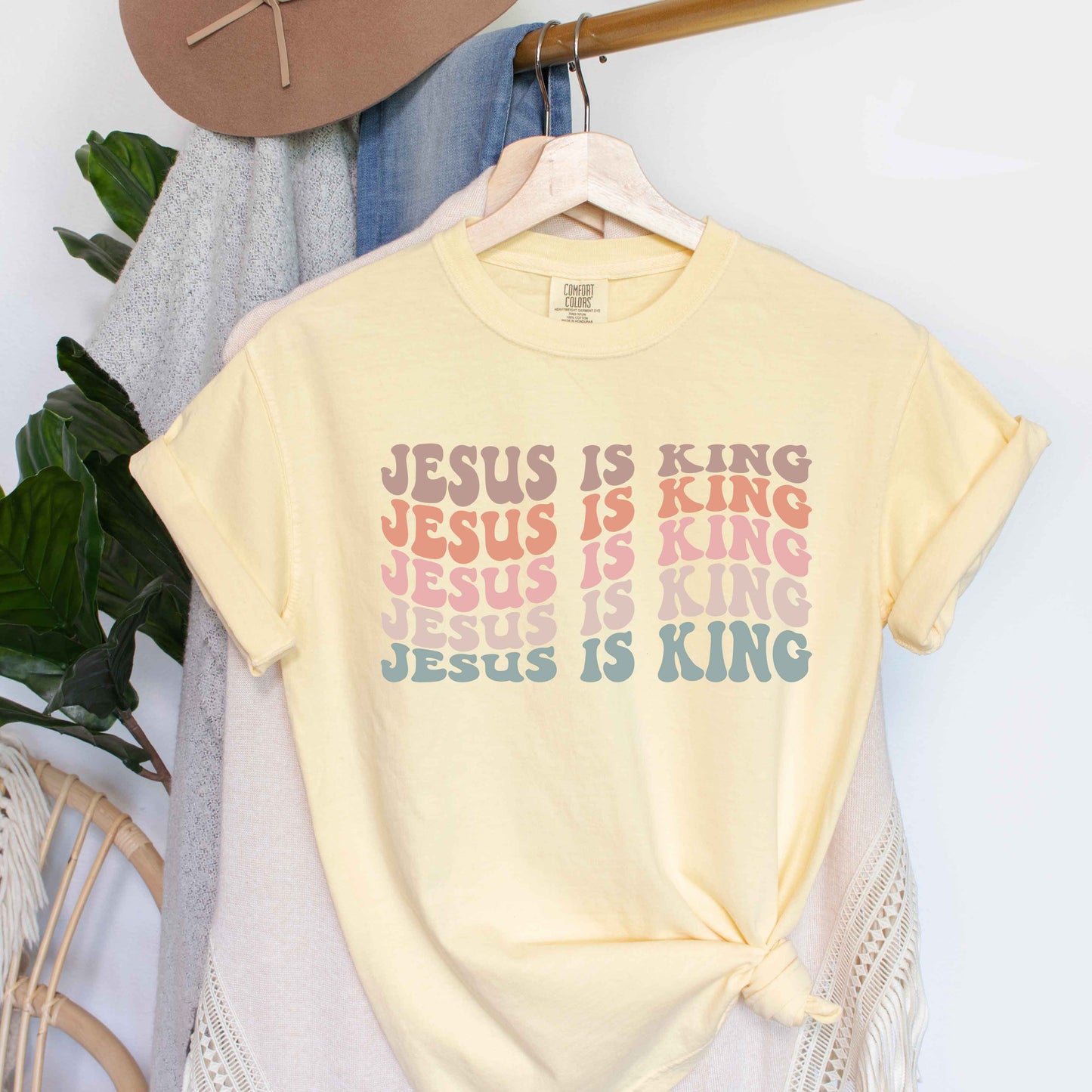 Jesus Is King Wavy | Short Sleeve Crew Neck