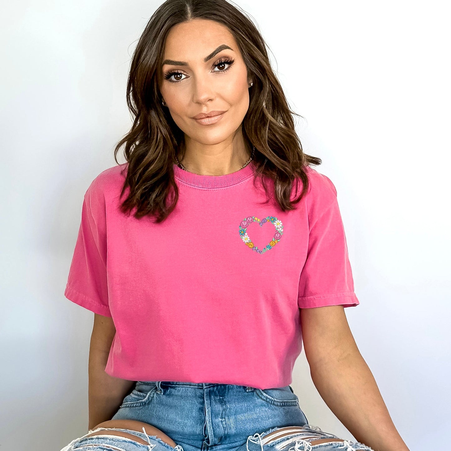 Embroidered Small Floral Heart Mini | Garment Dyed Tee
