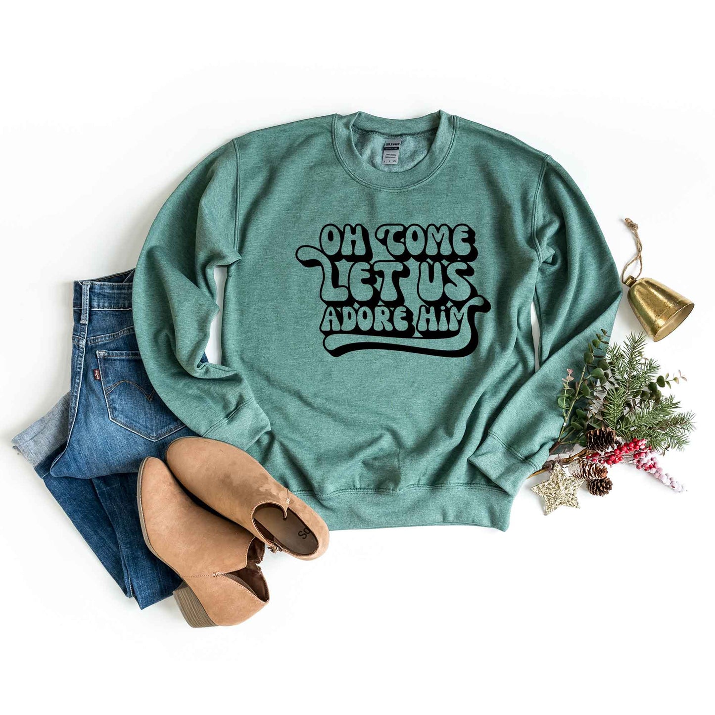 Oh Come Let Us Adore Him Retro | Sweatshirt