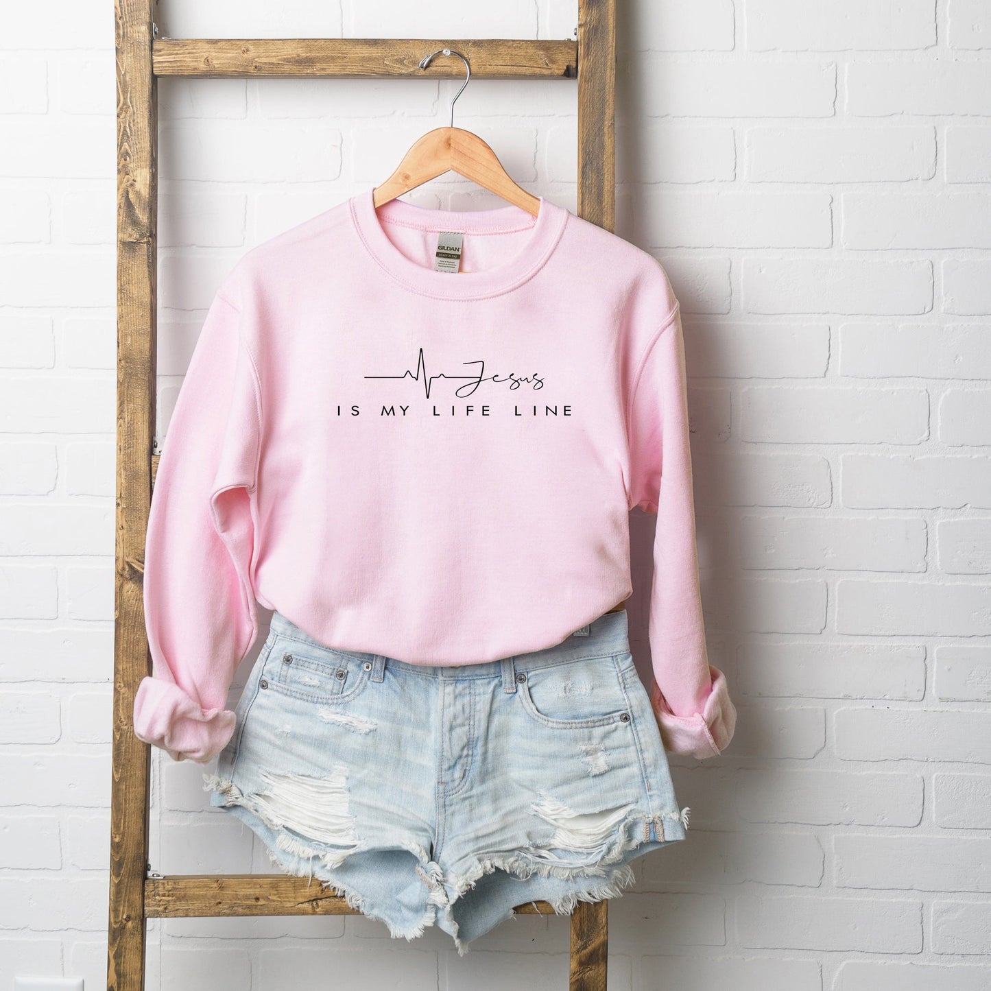Jesus Is My Life Line | Sweatshirt