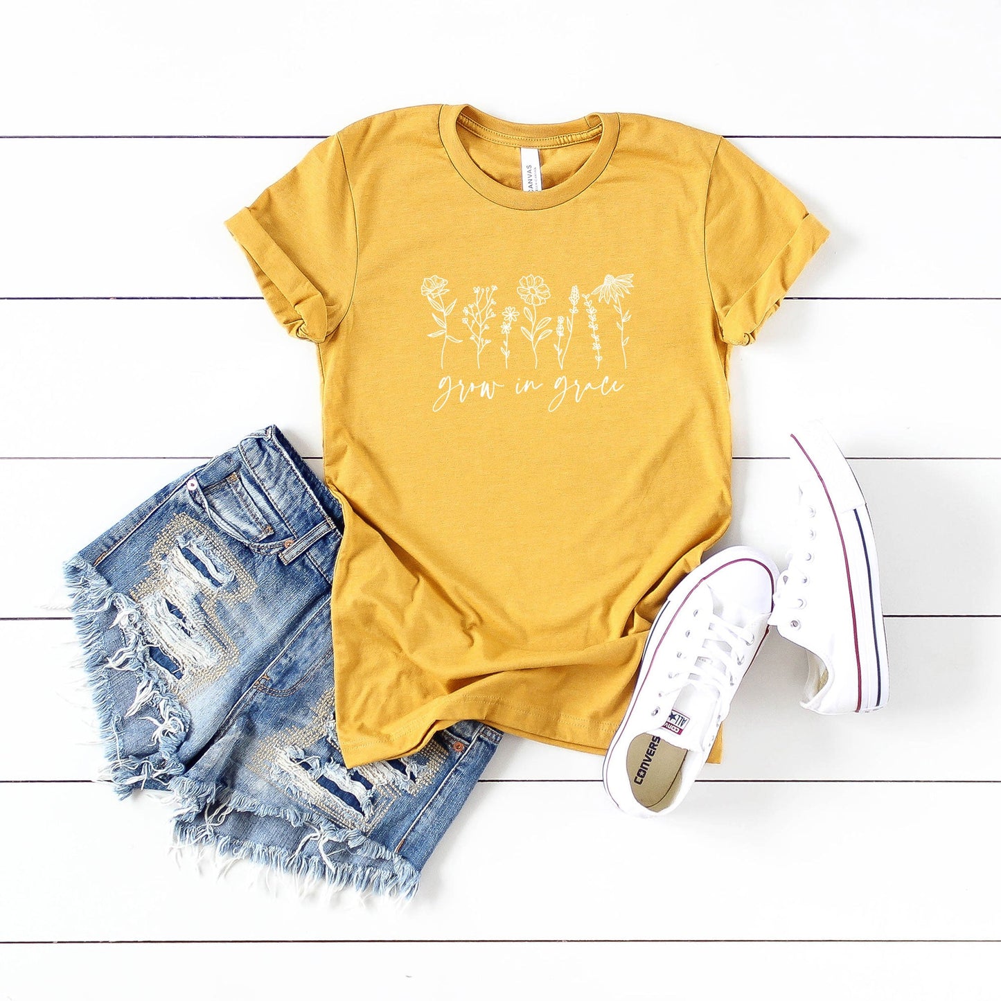 Grow In Grace Flowers | Short Sleeve Crew Neck
