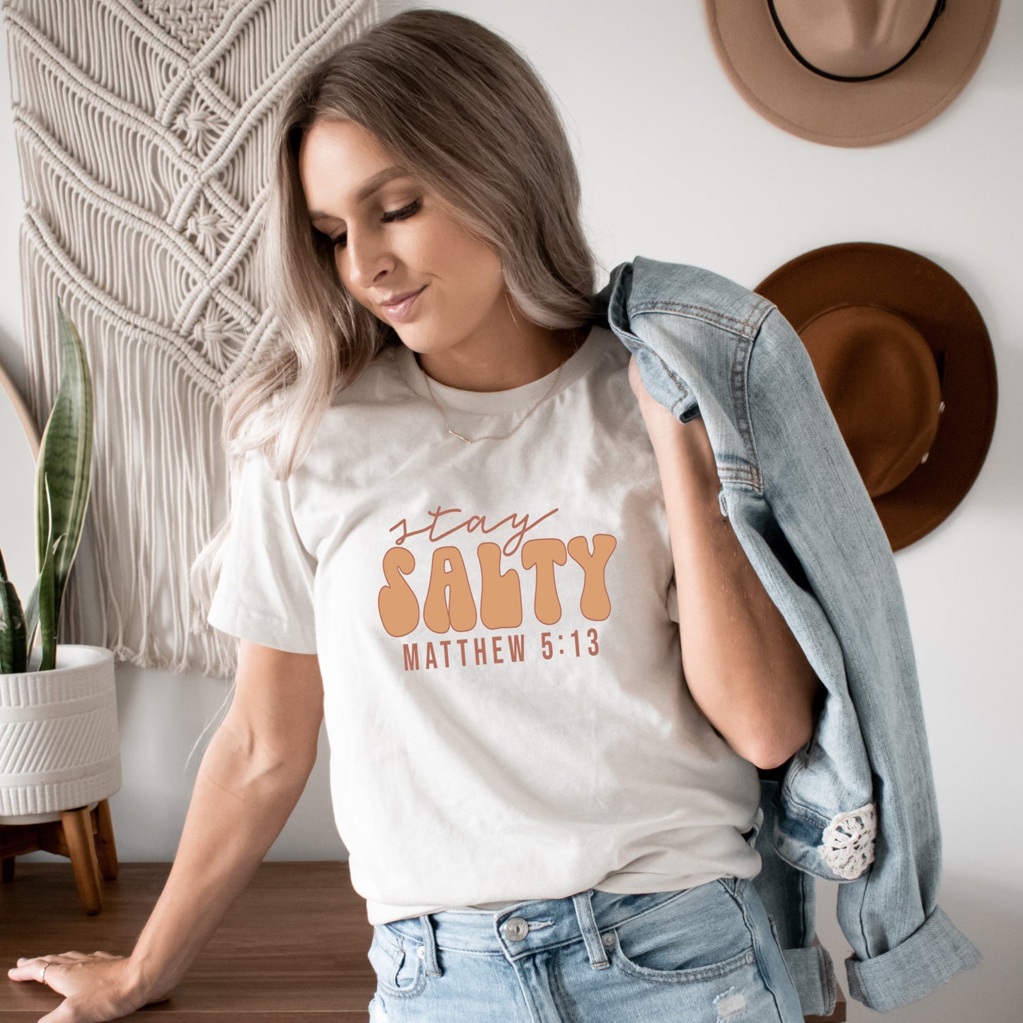Stay Salty Retro | Short Sleeve Crew Neck