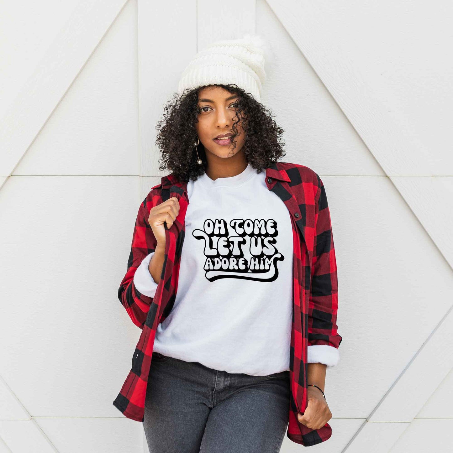 Oh Come Let Us Adore Him Retro | Sweatshirt