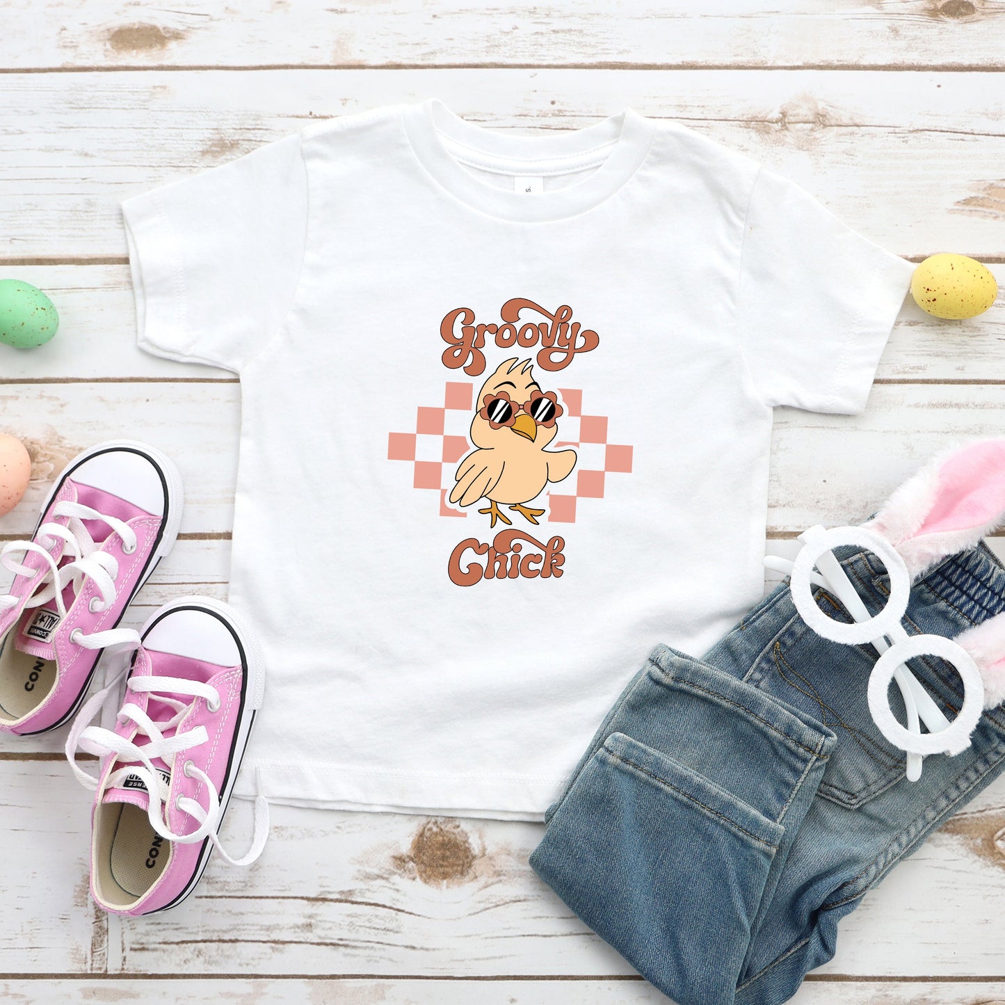 Groovy Chick Checkered | Toddler Short Sleeve Crew Neck