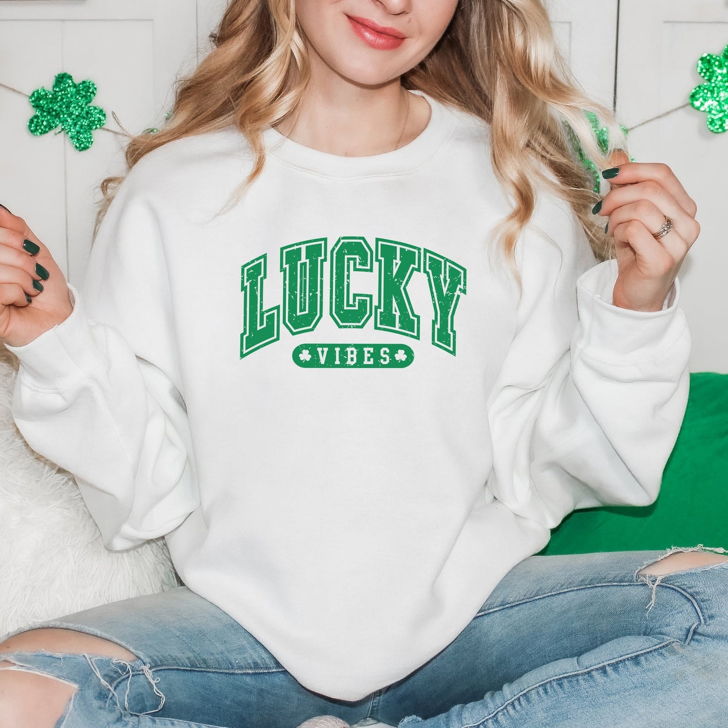 Lucky Vibes Distressed | Sweatshirt