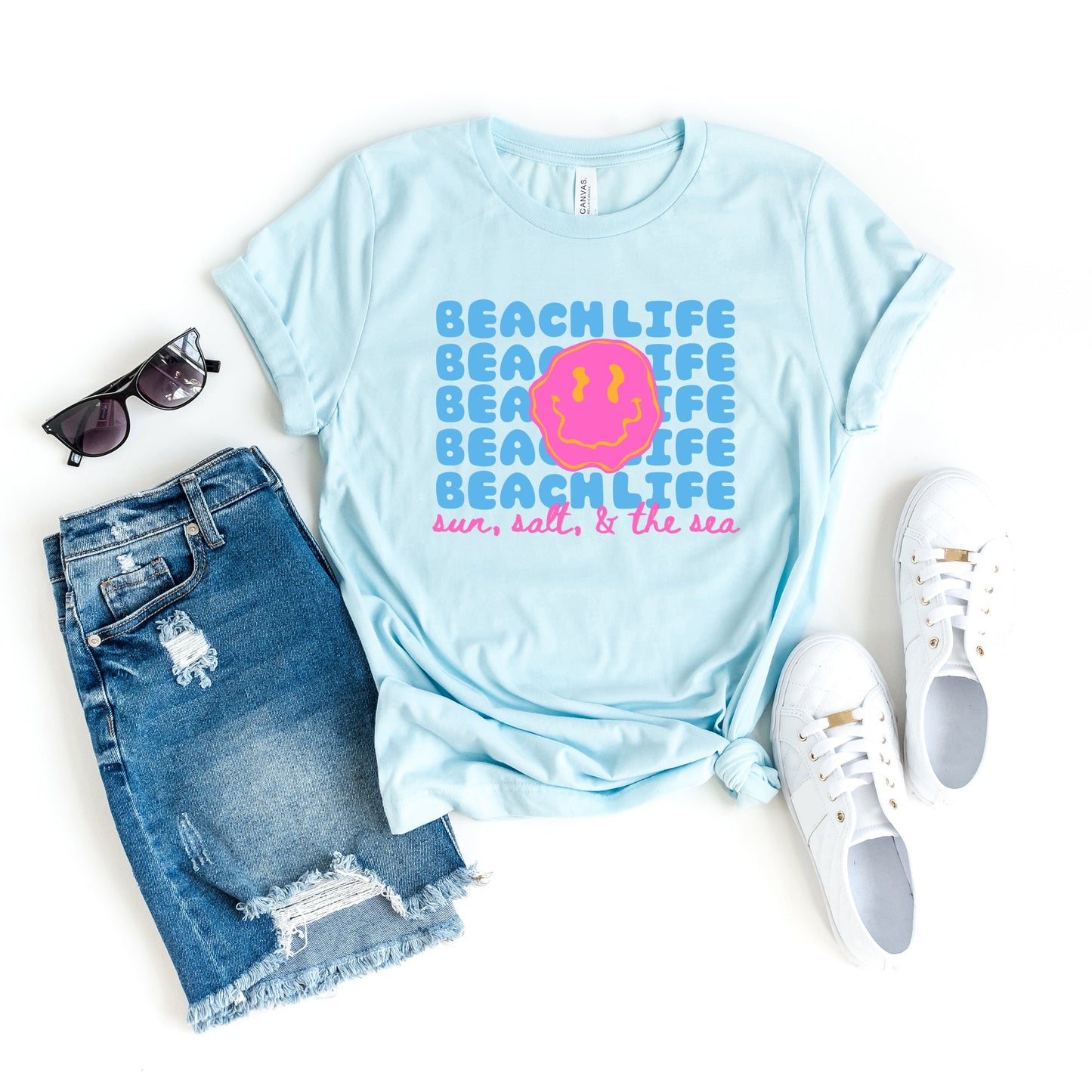 Beach Life Smiley Face | Short Sleeve Graphic Tee