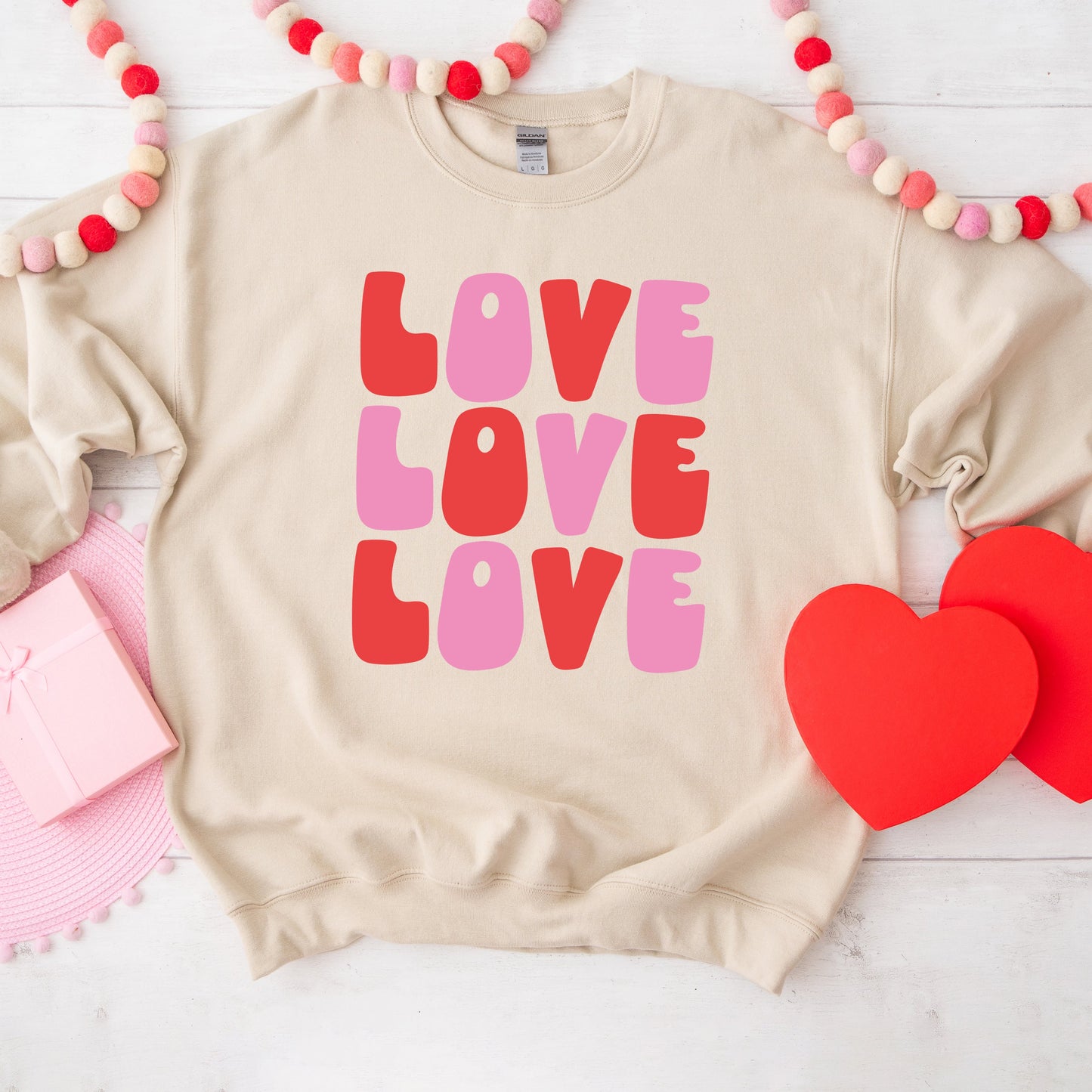 Love Stacked Bold | Sweatshirt