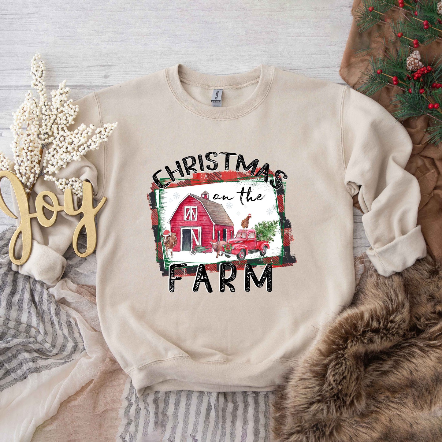 Christmas On The Farm Barn | Sweatshirt