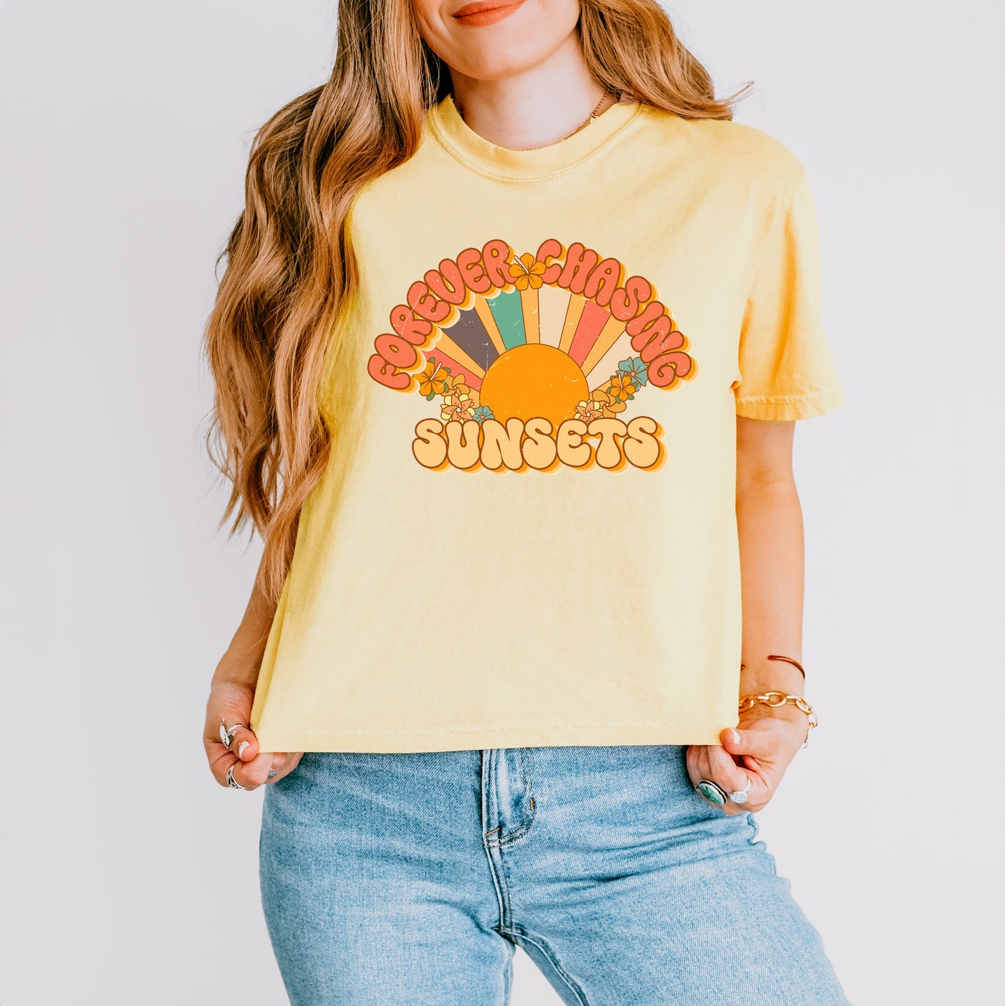 Retro Forever Chasing Sunsets | Relaxed Fit Cropped Tee