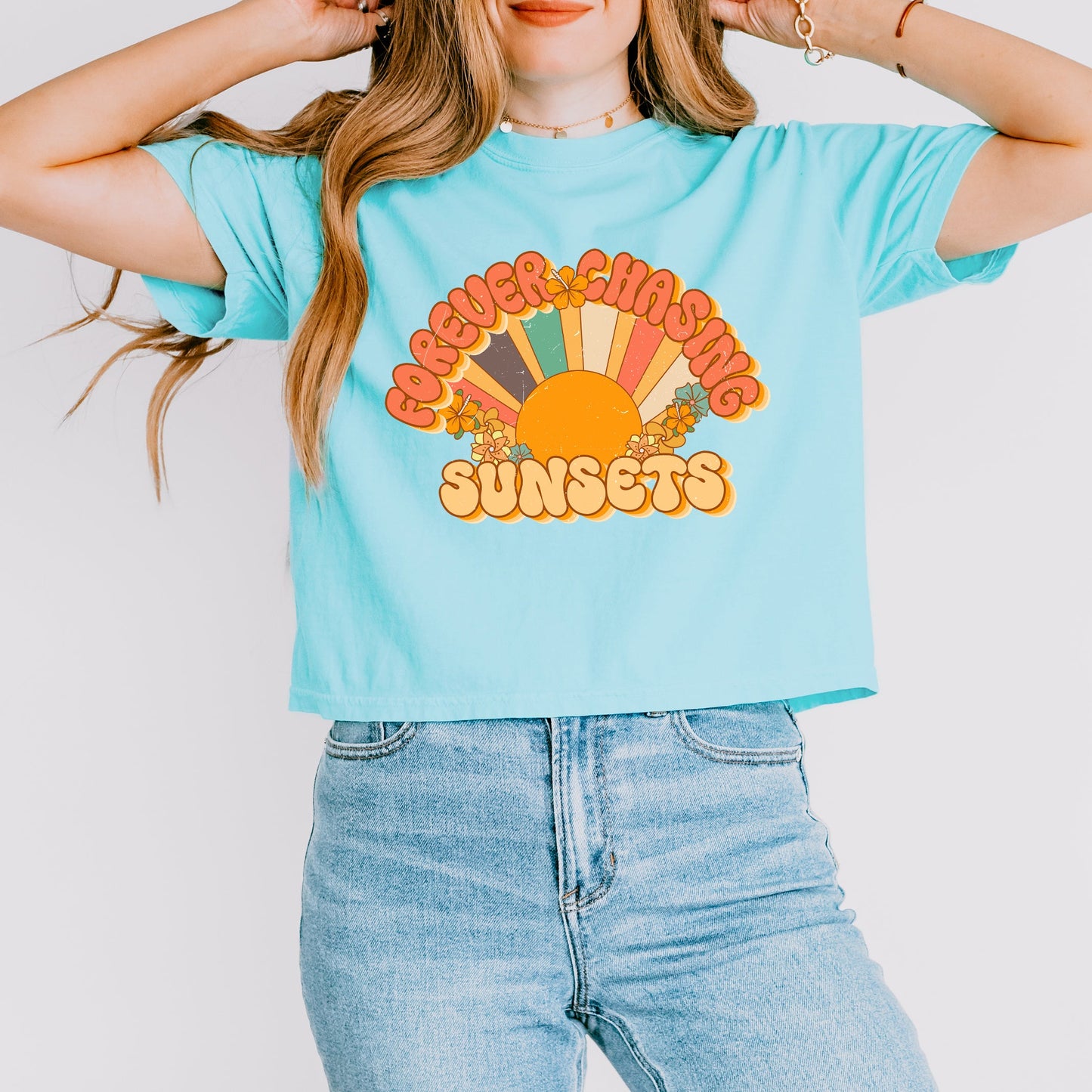 Retro Forever Chasing Sunsets | Relaxed Fit Cropped Tee