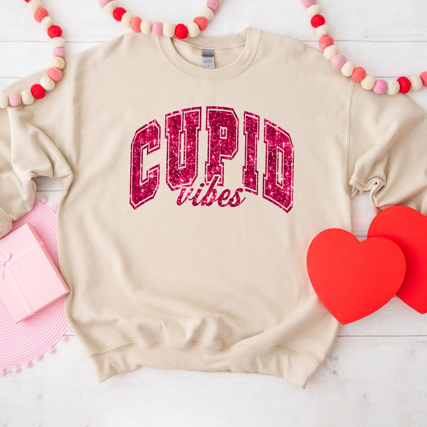Cupid Vibes | Sweatshirt