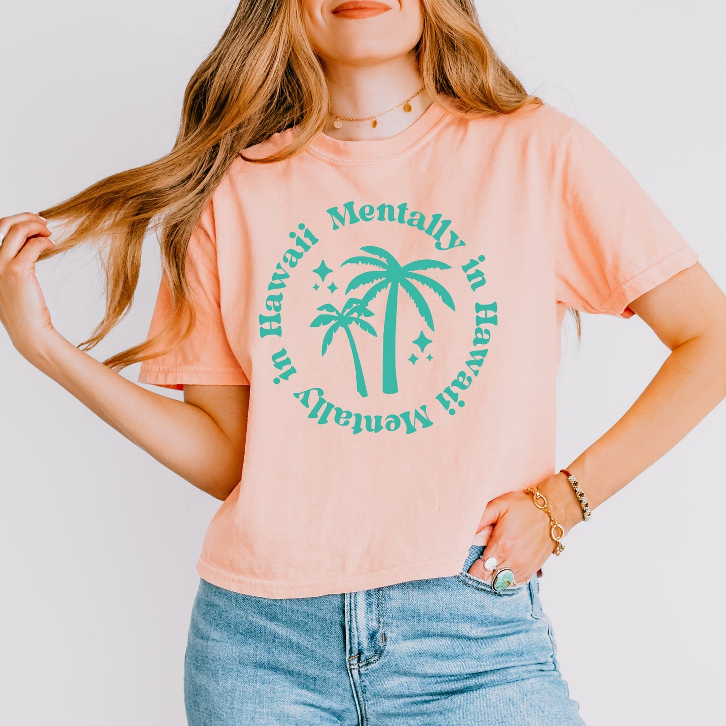 Mentally In Hawaii | Relaxed Fit Cropped Tee