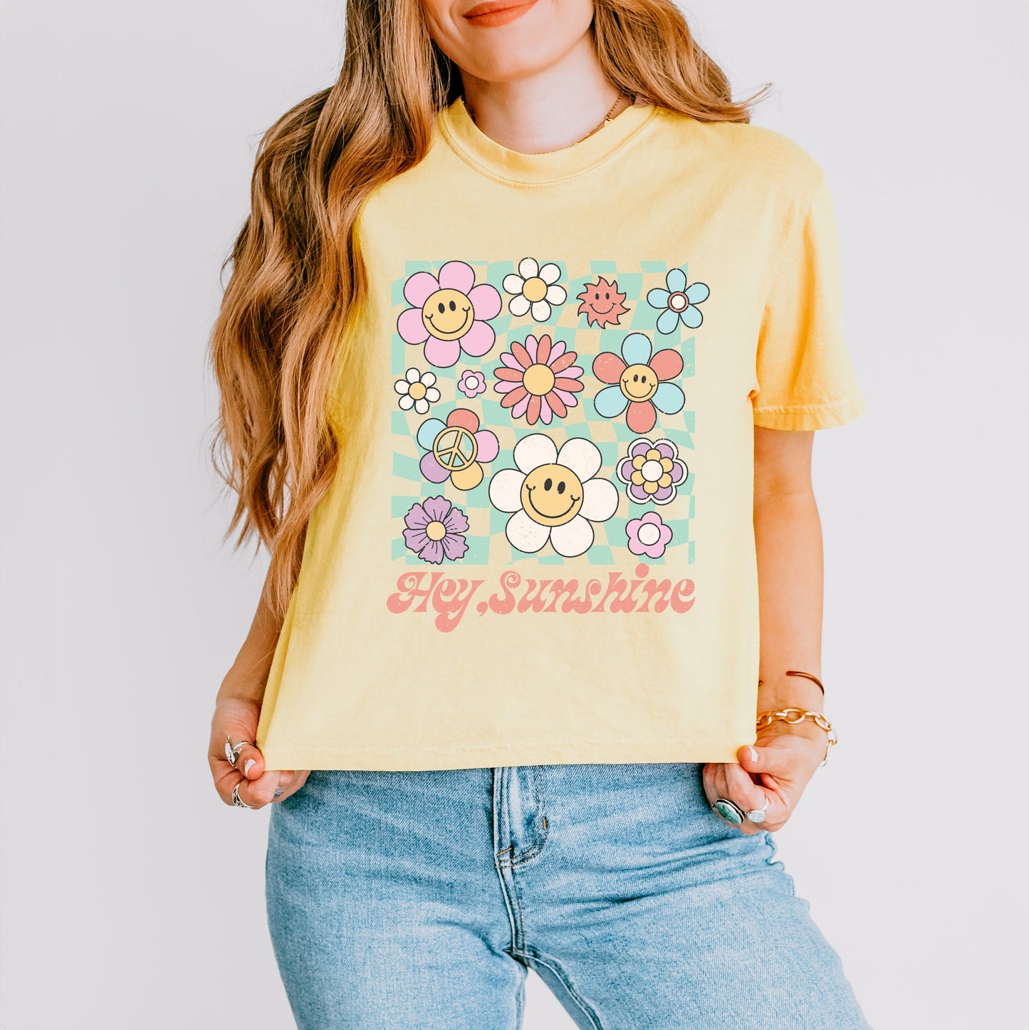 Hey Sunshine Flowers | Relaxed Fit Cropped Tee