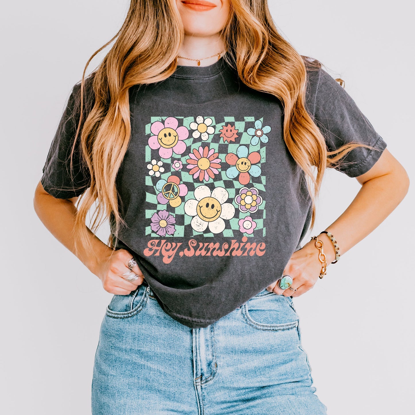 Hey Sunshine Flowers | Relaxed Fit Cropped Tee