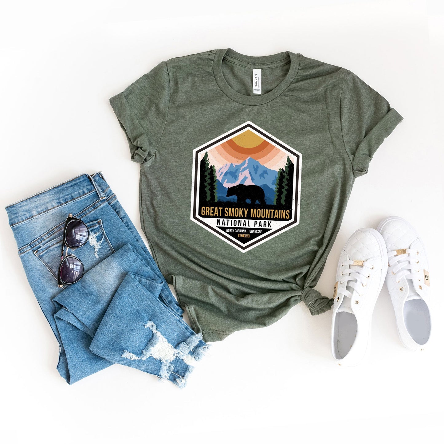 Great Smoky Mountains National Park Badge | Short Sleeve Crew Neck